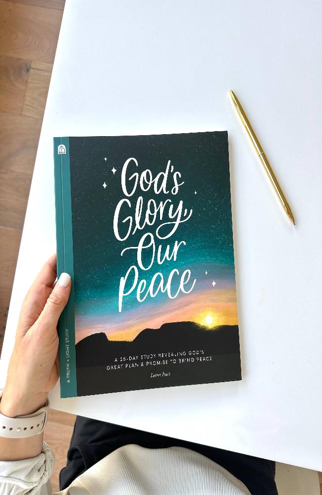 God's Glory, Our Peace: a Christmas Bible Study Workbook