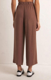 Farah Pant