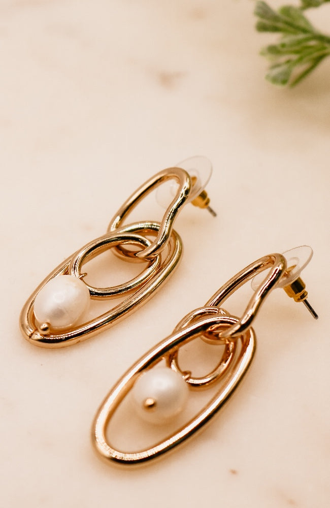 Pearl Dangle Link Earrings