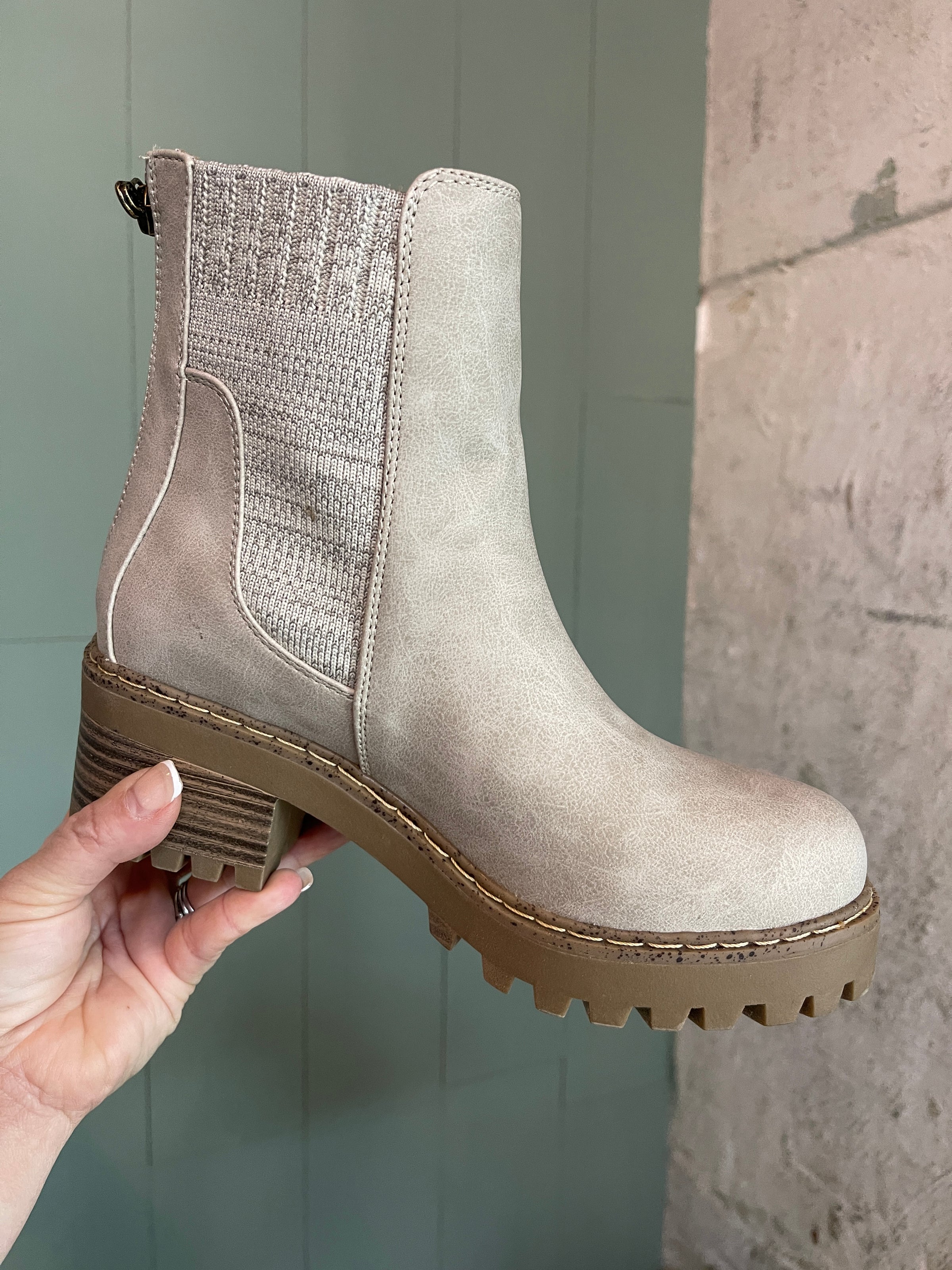 Levorah Boots
