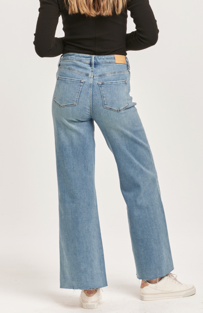 Fiona Jeans in Artic Denim