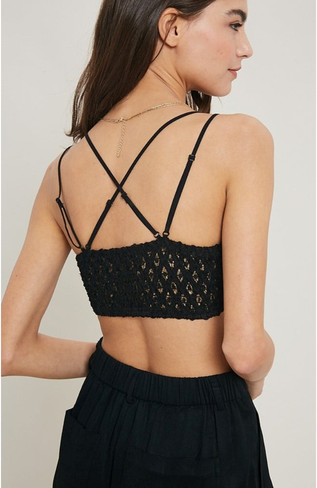 Criss Cross Strap & Stretchy Smocking Back Crochet Scalloped Lace Bralette  Top | Removable Padded Bra : : Clothing, Shoes & Accessories