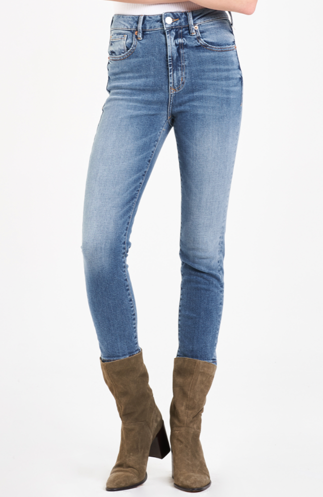 Stella Slim Straight Jean in Dalwoth