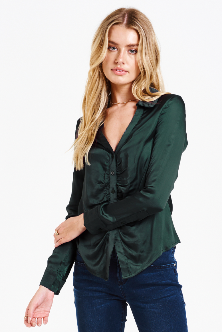 Saylor Gathered Top in Evergreen