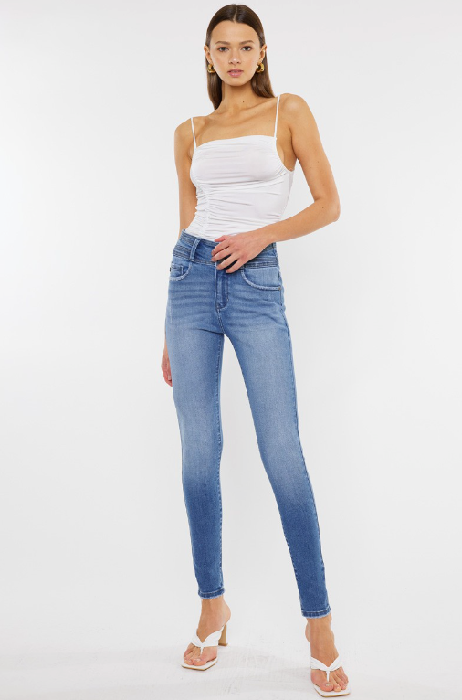 Della Super Skinny Jeans