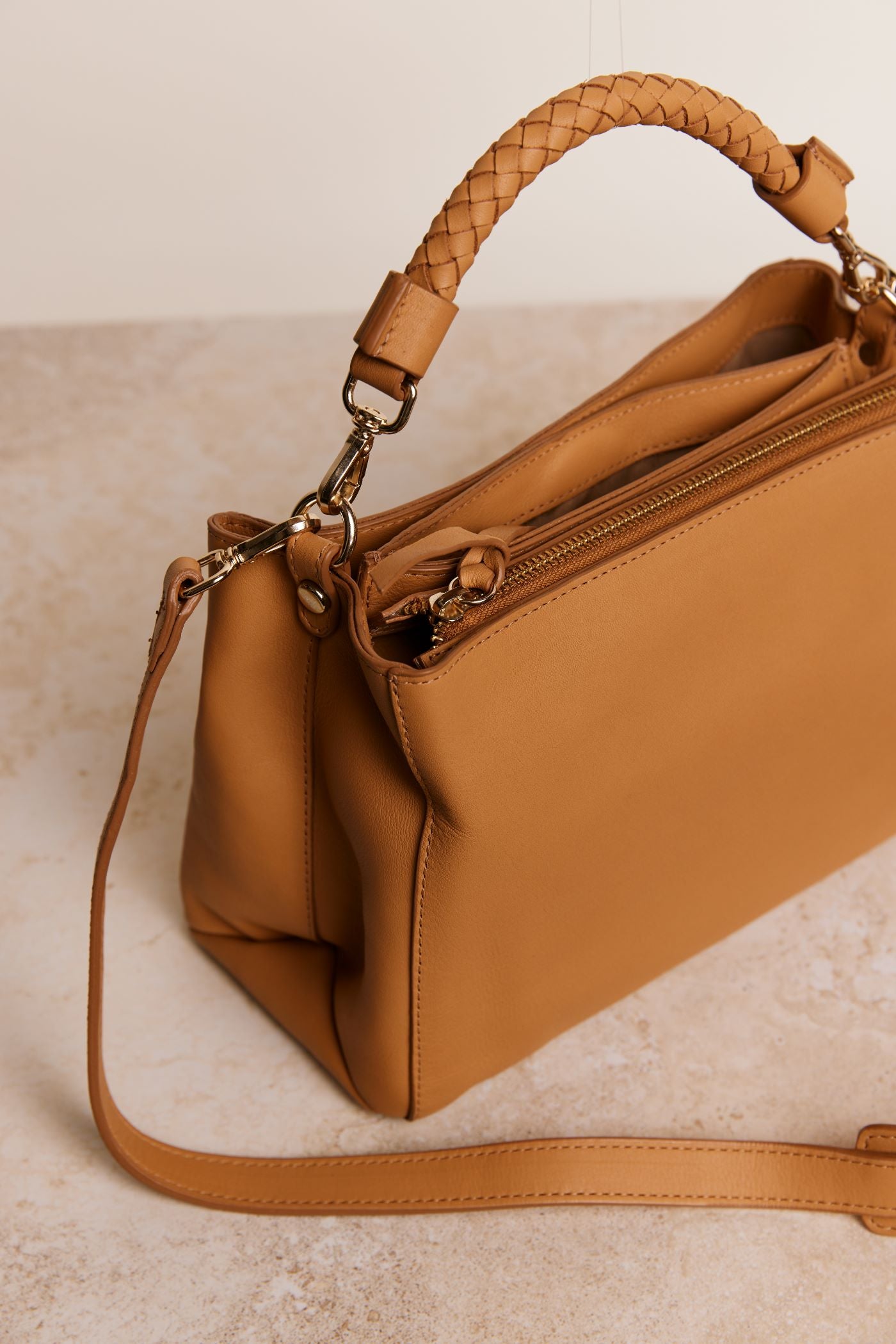 Jackee Crossbody